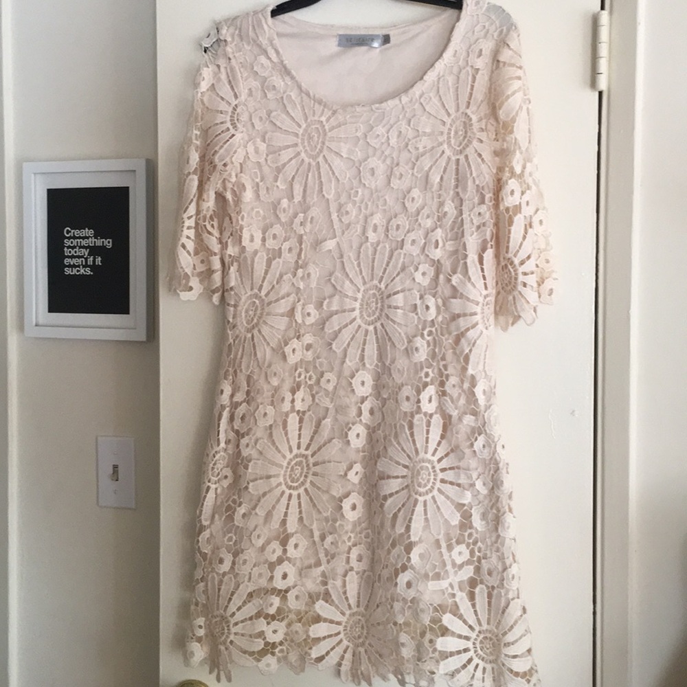 Solitaire by Ravi Khosla lace flower dress size M!